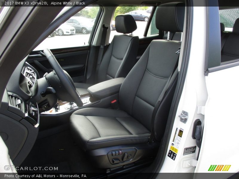 Alpine White / Black 2017 BMW X3 xDrive28i