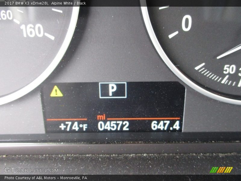 Alpine White / Black 2017 BMW X3 xDrive28i