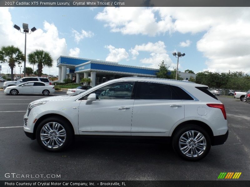 Crystal White Tricoat / Cirrus 2017 Cadillac XT5 Premium Luxury