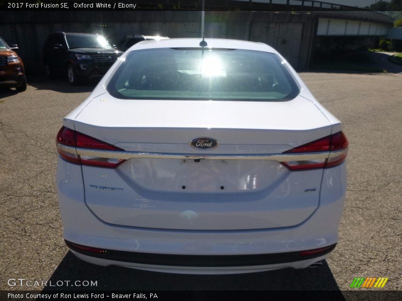 Oxford White / Ebony 2017 Ford Fusion SE