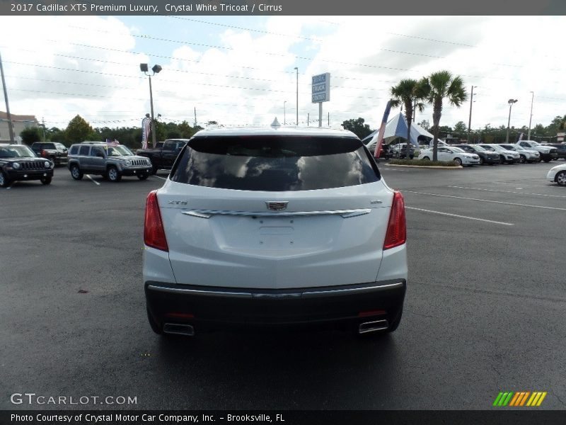 Crystal White Tricoat / Cirrus 2017 Cadillac XT5 Premium Luxury