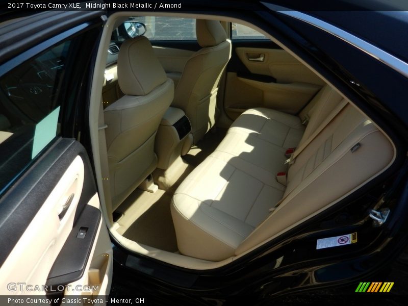 Midnight Black Metallic / Almond 2017 Toyota Camry XLE