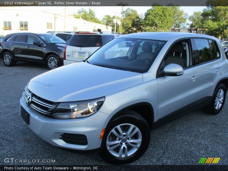 Reflex Silver Metallic / Beige 2012 Volkswagen Tiguan SE