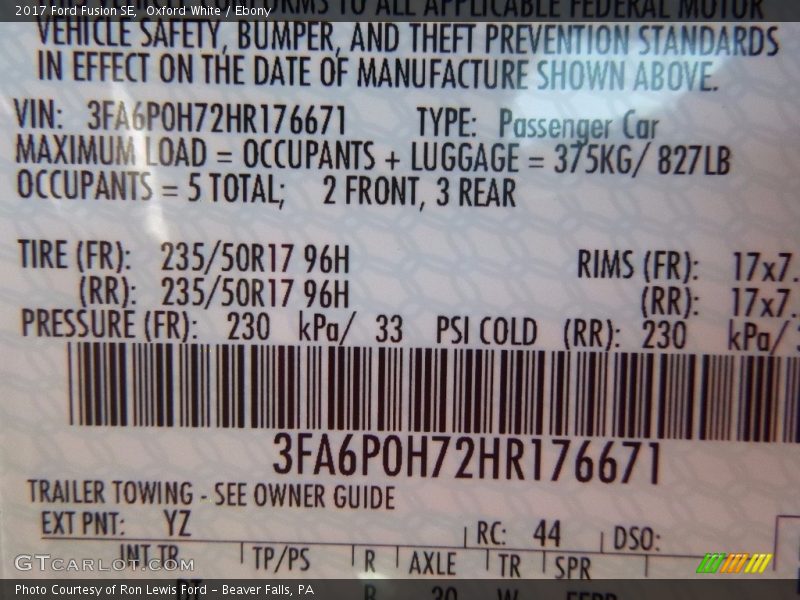 Oxford White / Ebony 2017 Ford Fusion SE
