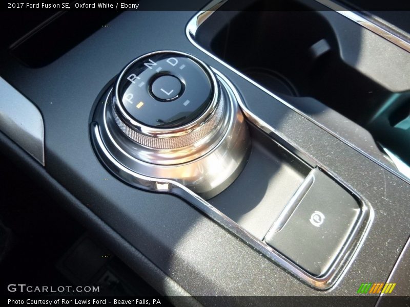 Oxford White / Ebony 2017 Ford Fusion SE