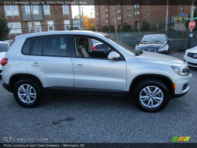 Reflex Silver Metallic / Beige 2012 Volkswagen Tiguan SE