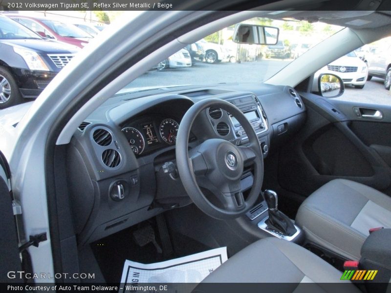 Reflex Silver Metallic / Beige 2012 Volkswagen Tiguan SE