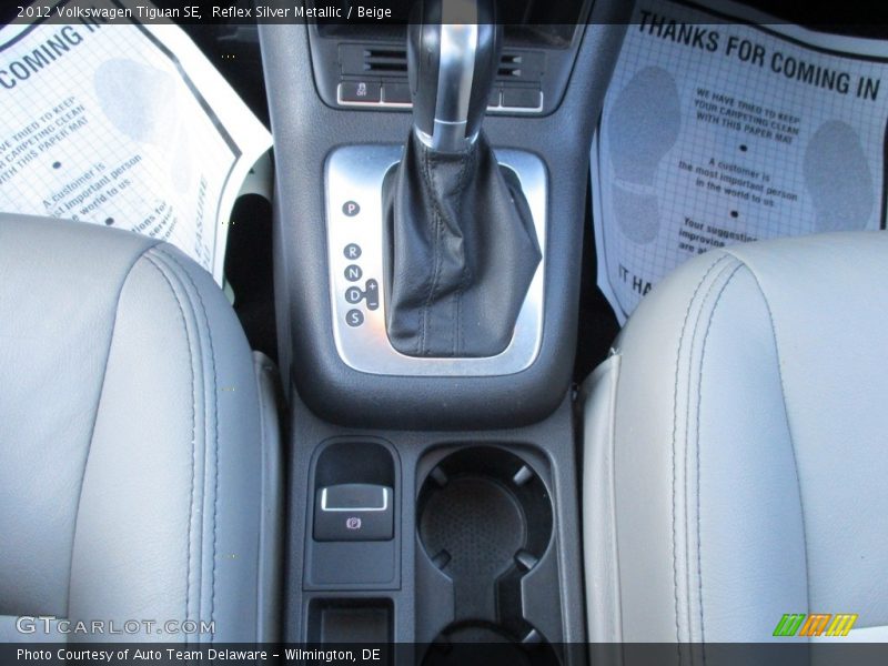 Reflex Silver Metallic / Beige 2012 Volkswagen Tiguan SE