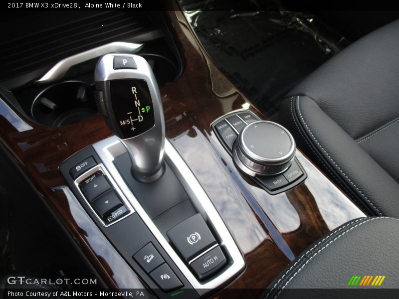 Alpine White / Black 2017 BMW X3 xDrive28i