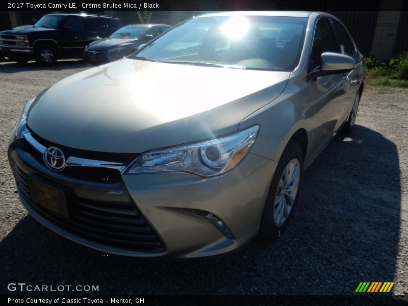 Creme Brulee Mica / Black 2017 Toyota Camry LE