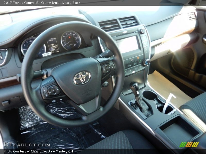 Creme Brulee Mica / Black 2017 Toyota Camry LE