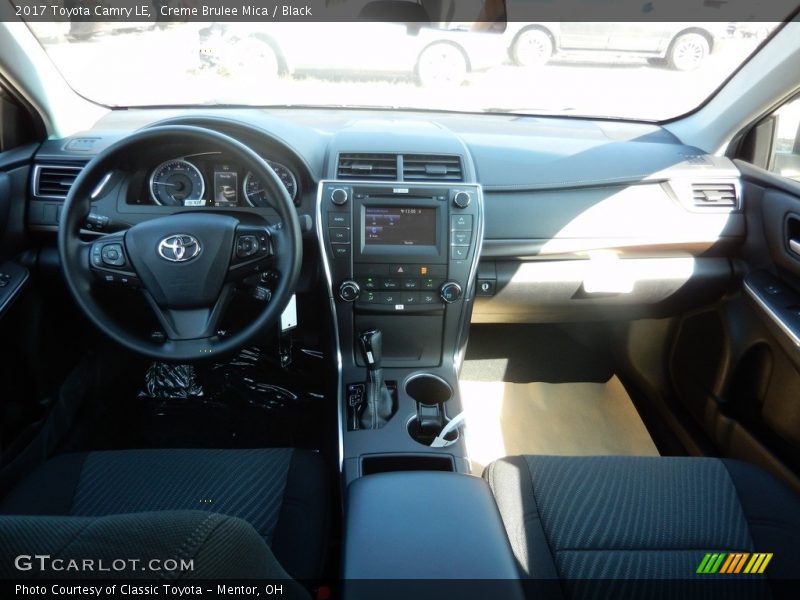 Creme Brulee Mica / Black 2017 Toyota Camry LE