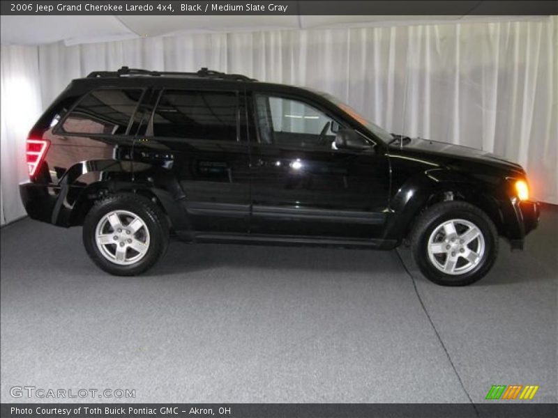 Black / Medium Slate Gray 2006 Jeep Grand Cherokee Laredo 4x4