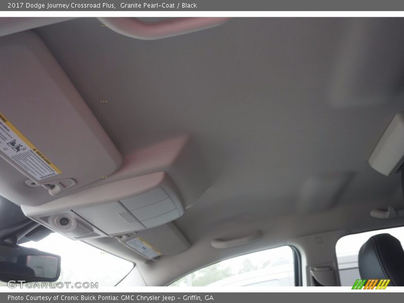 Granite Pearl-Coat / Black 2017 Dodge Journey Crossroad Plus