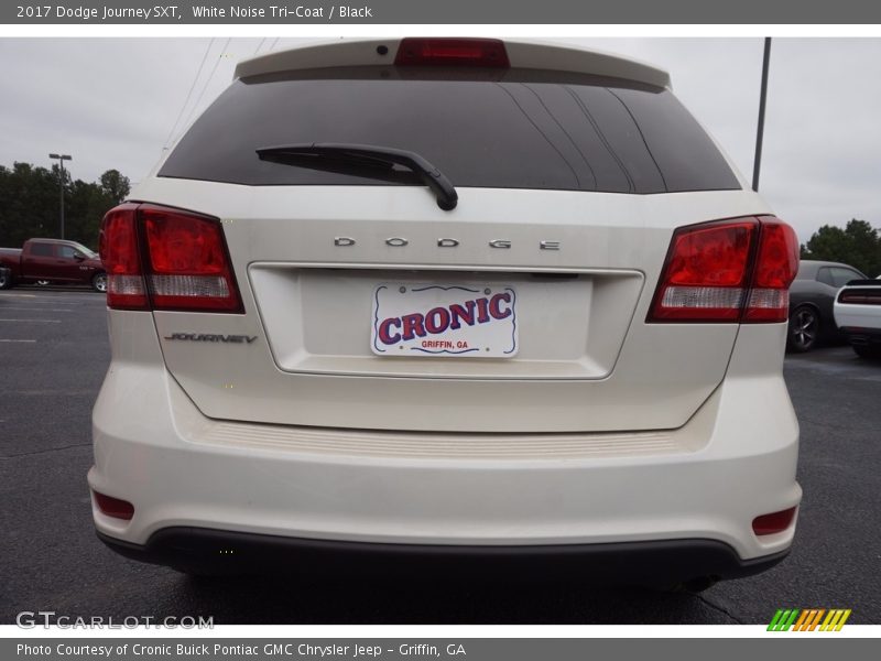 White Noise Tri-Coat / Black 2017 Dodge Journey SXT