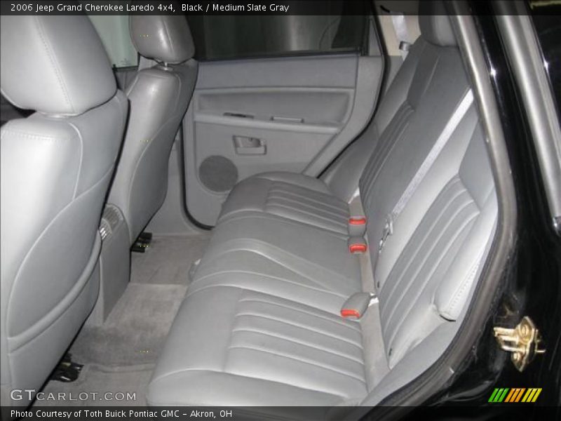 Black / Medium Slate Gray 2006 Jeep Grand Cherokee Laredo 4x4