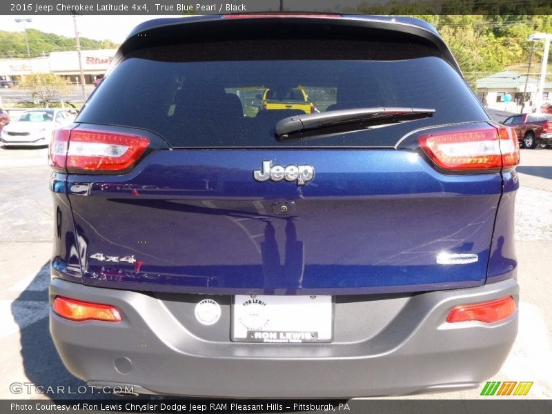True Blue Pearl / Black 2016 Jeep Cherokee Latitude 4x4