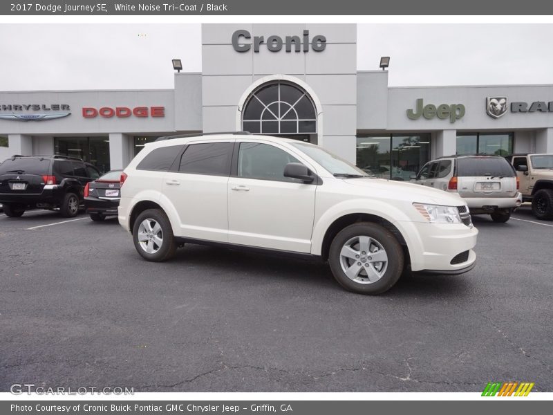White Noise Tri-Coat / Black 2017 Dodge Journey SE