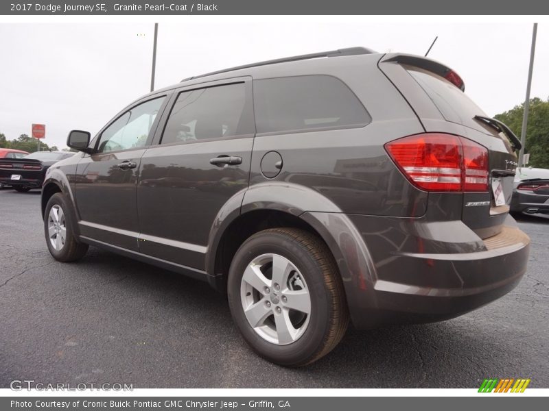 Granite Pearl-Coat / Black 2017 Dodge Journey SE