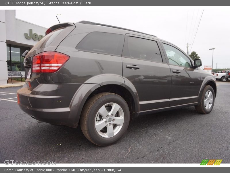 Granite Pearl-Coat / Black 2017 Dodge Journey SE