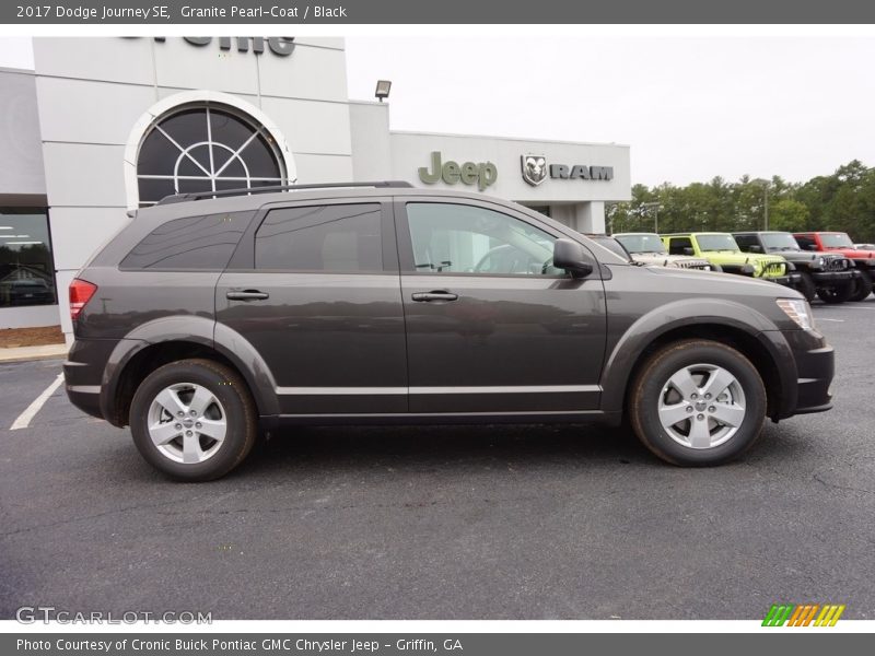 Granite Pearl-Coat / Black 2017 Dodge Journey SE