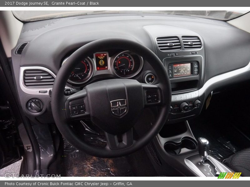 Granite Pearl-Coat / Black 2017 Dodge Journey SE