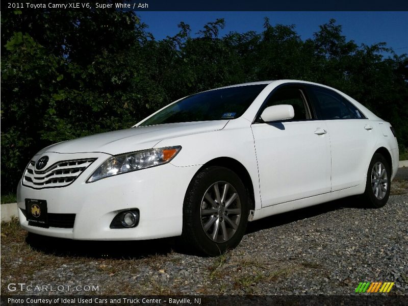 Super White / Ash 2011 Toyota Camry XLE V6