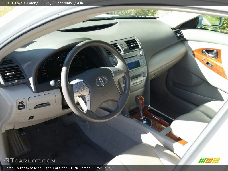Super White / Ash 2011 Toyota Camry XLE V6
