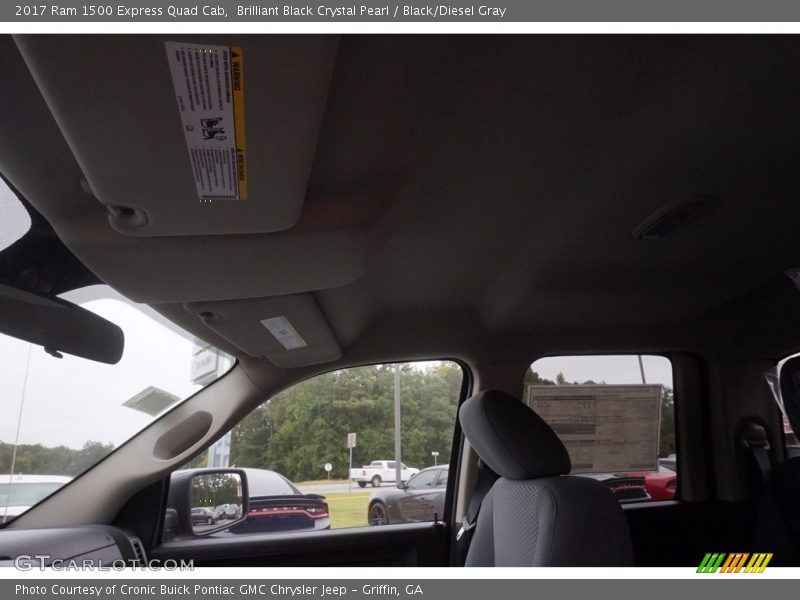 Brilliant Black Crystal Pearl / Black/Diesel Gray 2017 Ram 1500 Express Quad Cab
