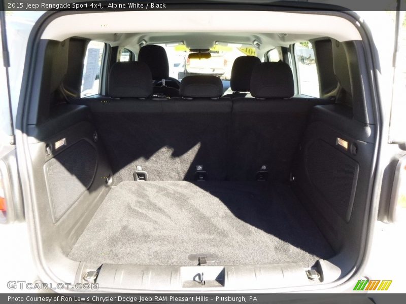 Alpine White / Black 2015 Jeep Renegade Sport 4x4