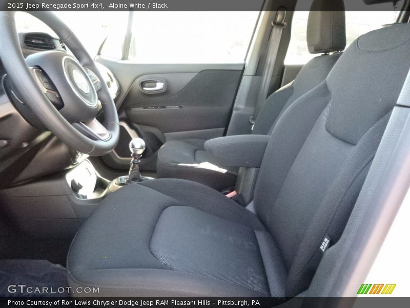 Alpine White / Black 2015 Jeep Renegade Sport 4x4