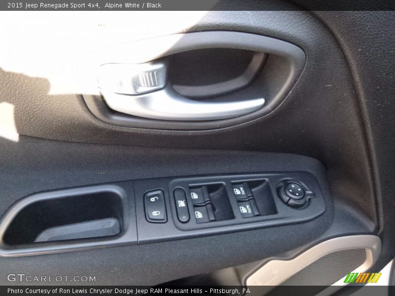 Alpine White / Black 2015 Jeep Renegade Sport 4x4