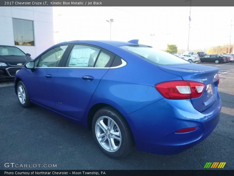 Kinetic Blue Metallic / Jet Black 2017 Chevrolet Cruze LT