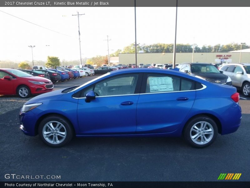 Kinetic Blue Metallic / Jet Black 2017 Chevrolet Cruze LT