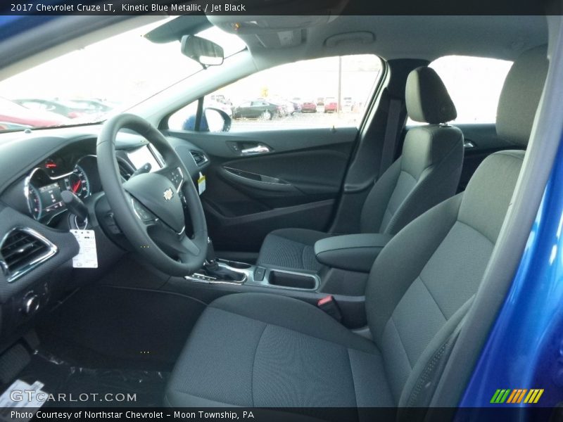 Kinetic Blue Metallic / Jet Black 2017 Chevrolet Cruze LT