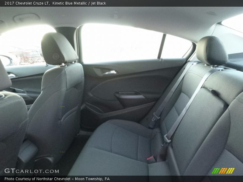 Kinetic Blue Metallic / Jet Black 2017 Chevrolet Cruze LT