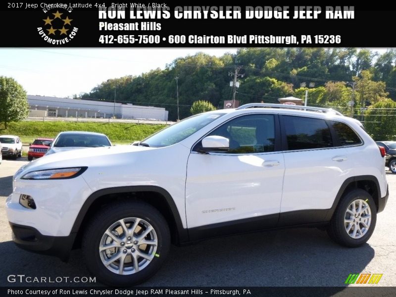 Bright White / Black 2017 Jeep Cherokee Latitude 4x4