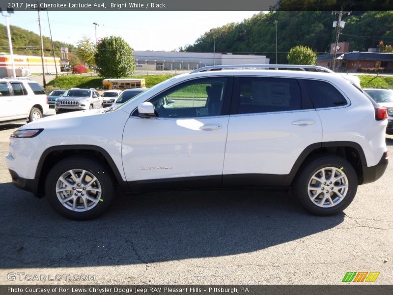 Bright White / Black 2017 Jeep Cherokee Latitude 4x4