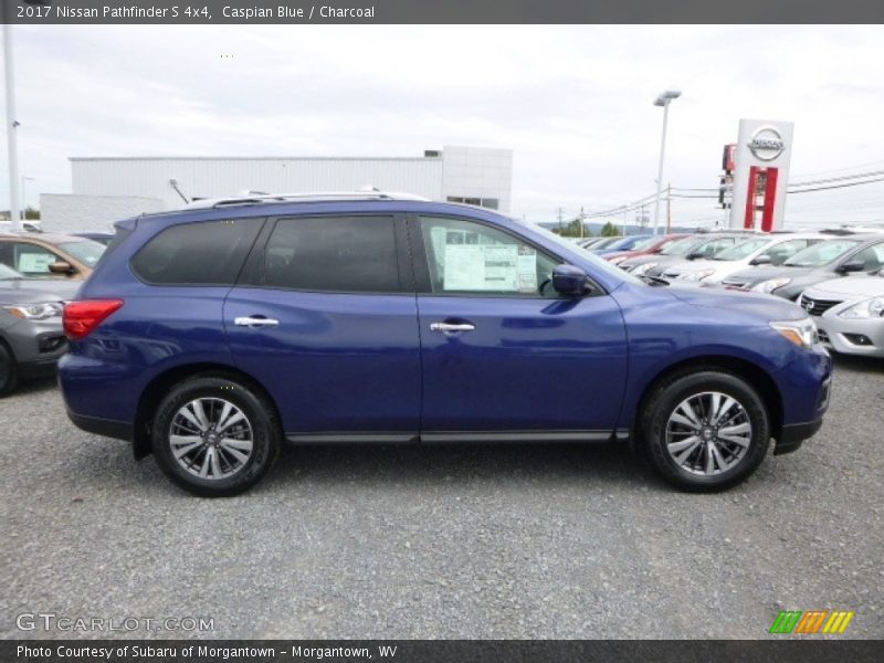 Caspian Blue / Charcoal 2017 Nissan Pathfinder S 4x4
