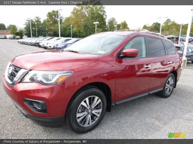 Front 3/4 View of 2017 Pathfinder S 4x4