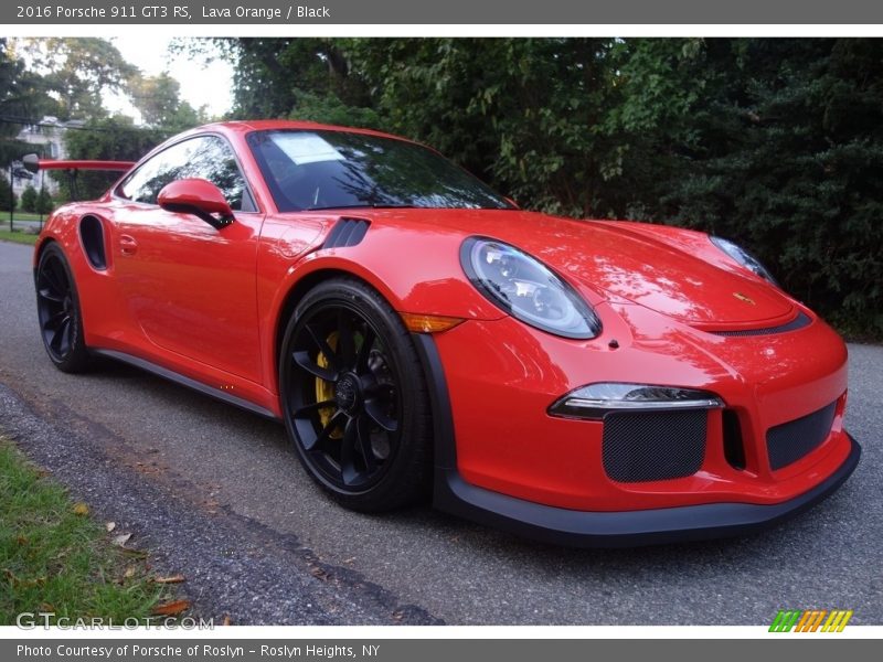 Front 3/4 View of 2016 911 GT3 RS