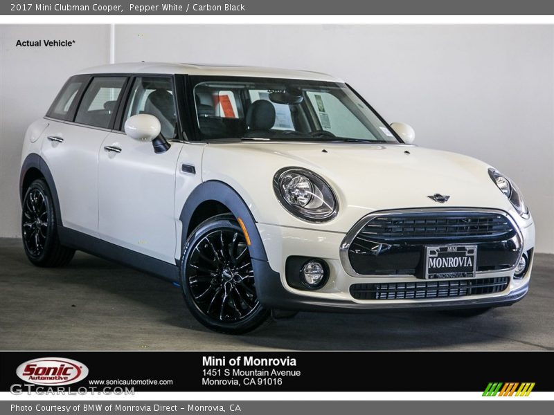 Pepper White / Carbon Black 2017 Mini Clubman Cooper