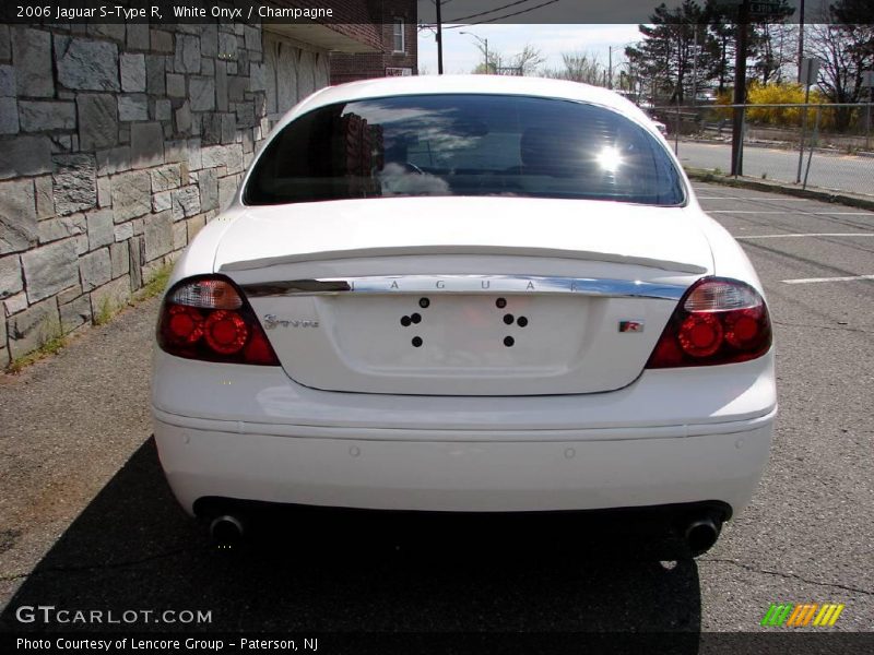 White Onyx / Champagne 2006 Jaguar S-Type R