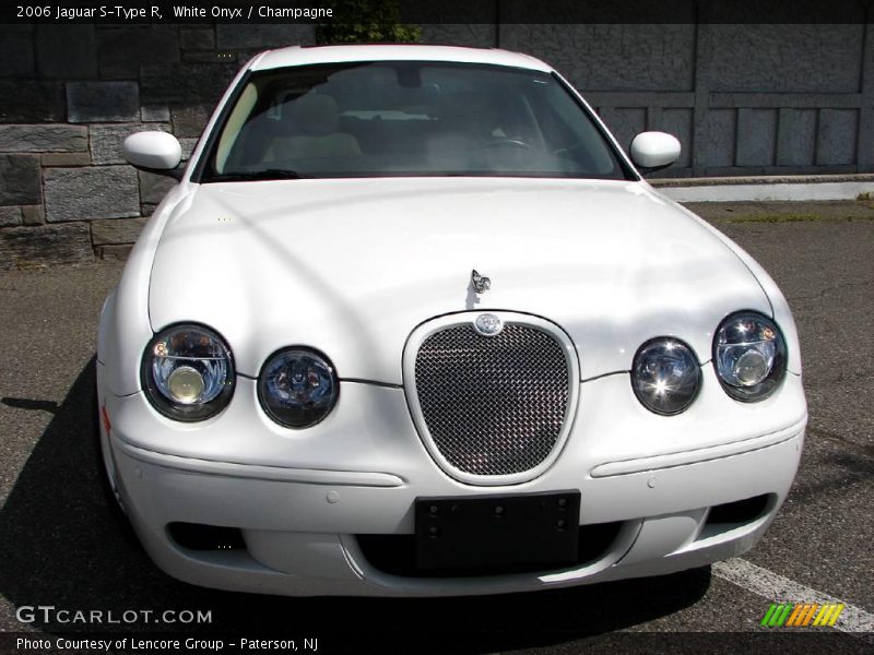 White Onyx / Champagne 2006 Jaguar S-Type R