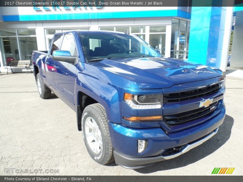 Deep Ocean Blue Metallic / Jet Black 2017 Chevrolet Silverado 1500 LT Double Cab 4x4