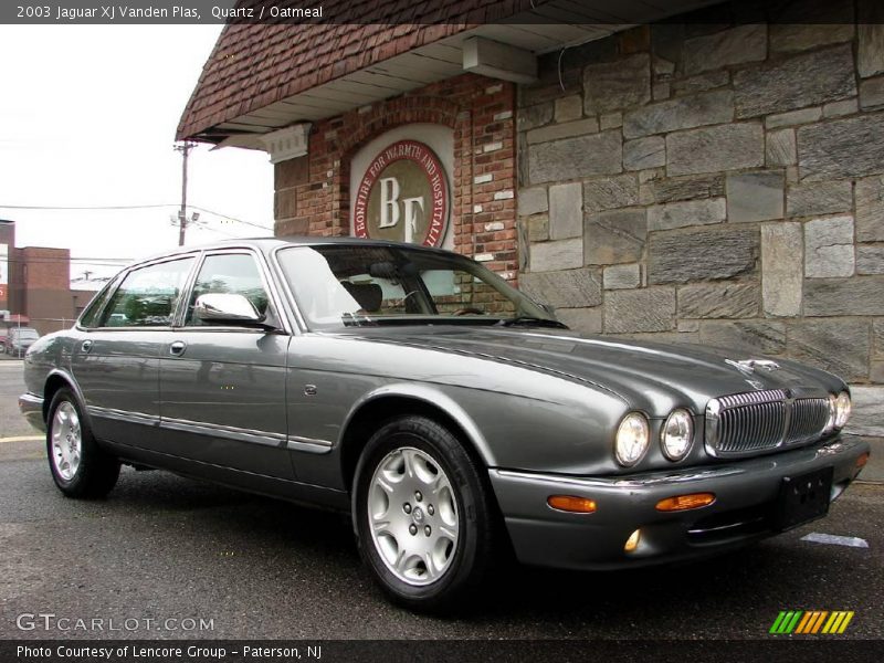 Quartz / Oatmeal 2003 Jaguar XJ Vanden Plas