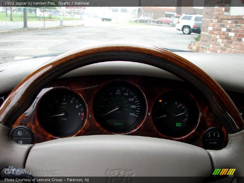 Quartz / Oatmeal 2003 Jaguar XJ Vanden Plas