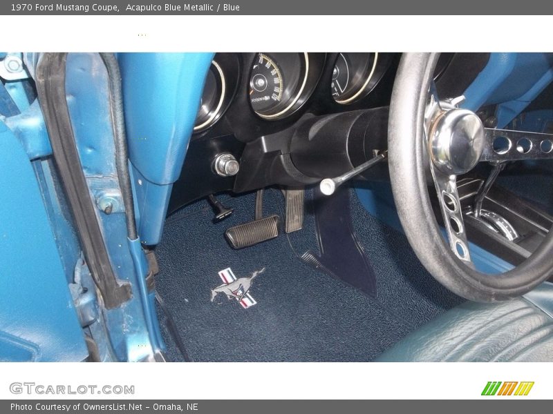 Controls of 1970 Mustang Coupe