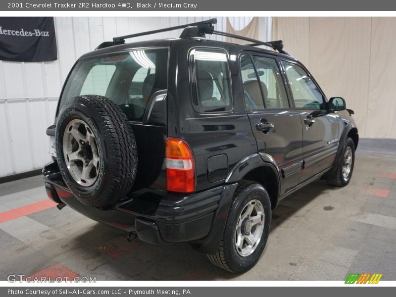 Black / Medium Gray 2001 Chevrolet Tracker ZR2 Hardtop 4WD