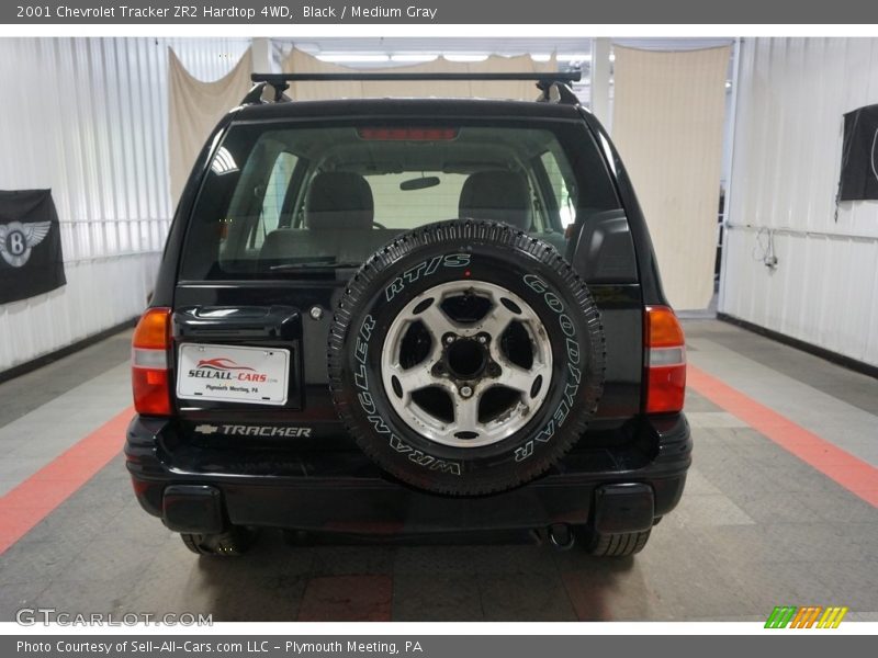 Black / Medium Gray 2001 Chevrolet Tracker ZR2 Hardtop 4WD